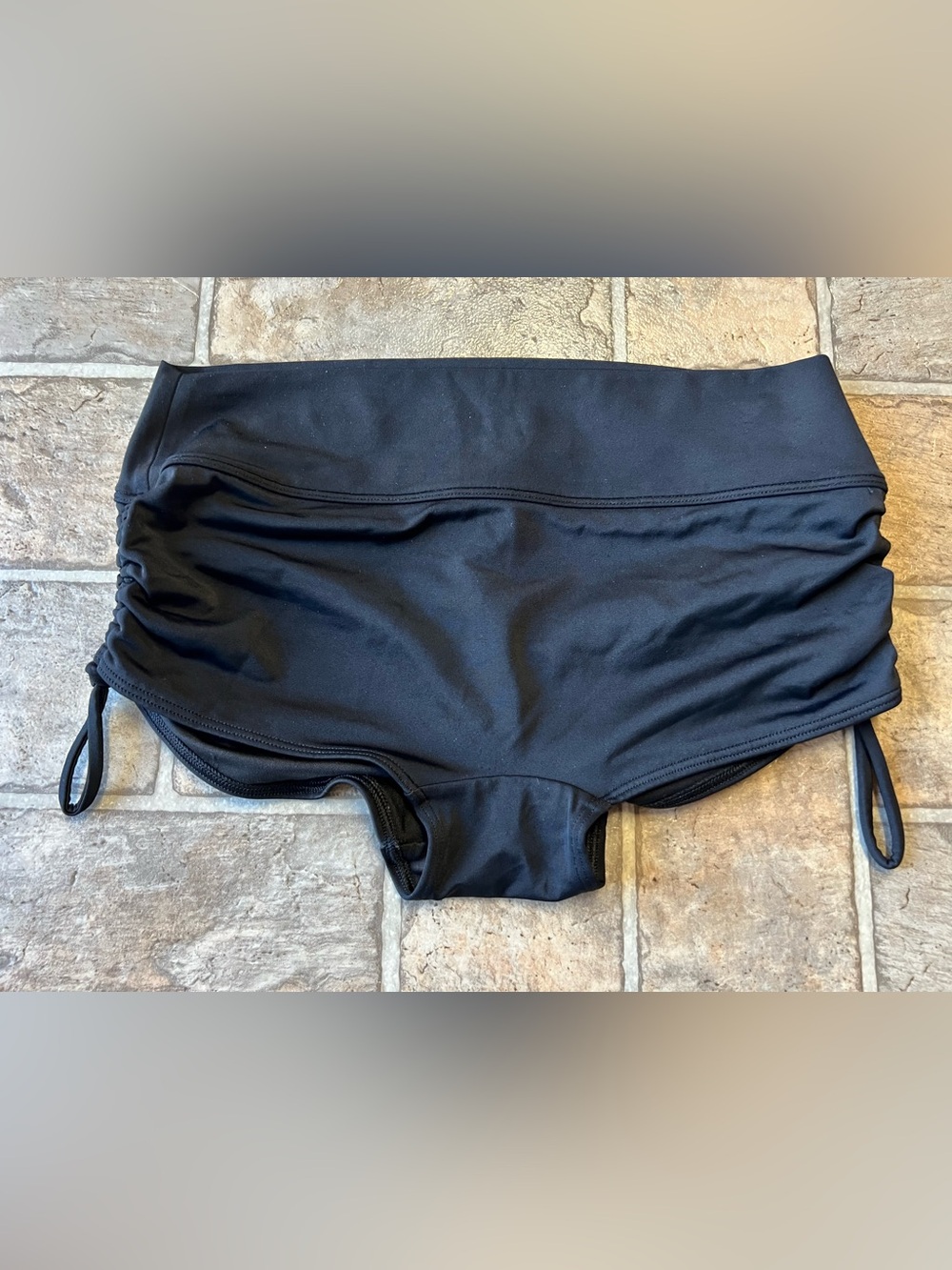 PINK Victoria’s Secret Gym-To-Swim Shorties